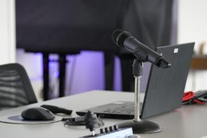 リモートワーク中に楽しめる温泉はどこですか？