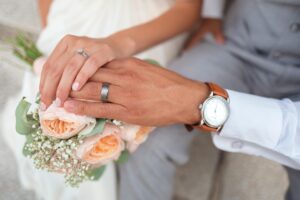 夫婦で楽しむワーケーションに最適な温泉宿はどこ？